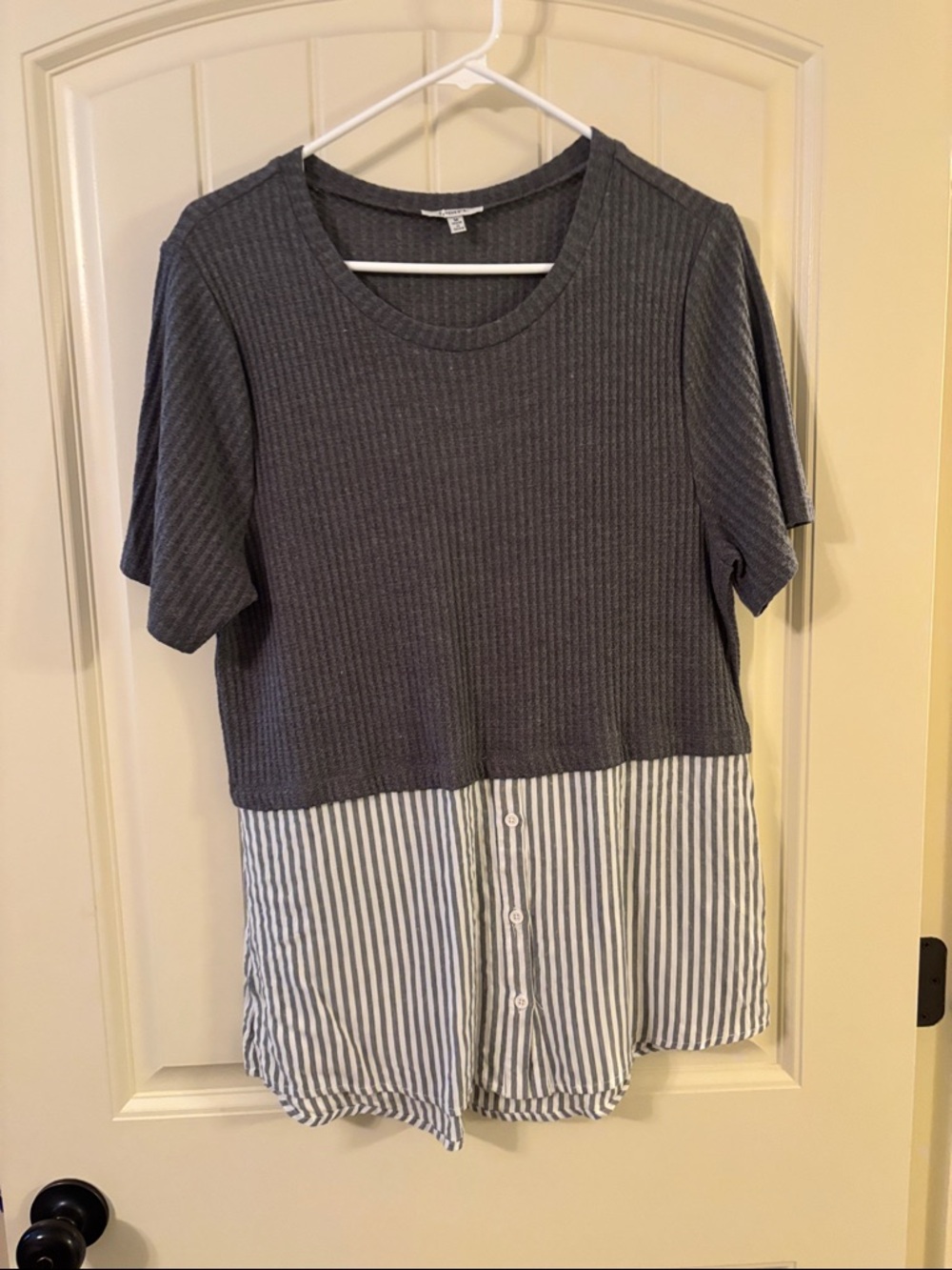 JODIFL Two-Tone Gray Ribbed Top with Striped Button-Hem
